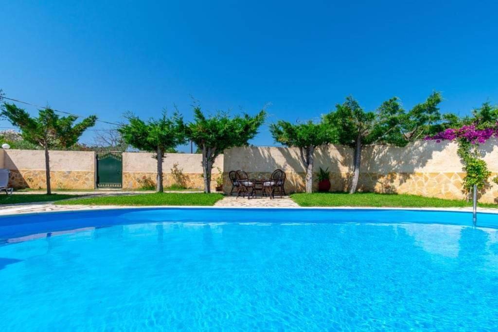 Villa Saia Halikounas 외부 사진